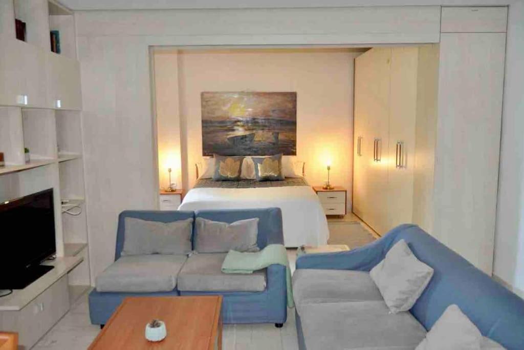 Chic City Retreat - Stylish Apartment In Bllok, تيرانا المظهر الخارجي الصورة